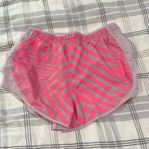 EUC XS Nike Pink Geometric Dri-FIT Shorts
